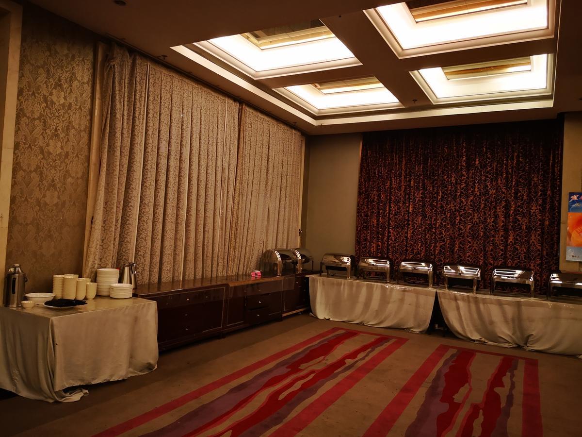 Beijing Jinziyin Business Hotel Shunyi Exterior photo